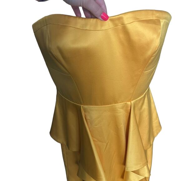 Jessica Simpson yellow strapless dress with flounce pleats size 8 - Picture 4 of 8